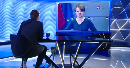 Wicepremier Emilewicz broni tarczy. "To jest utrzymanie miejsc pracy"