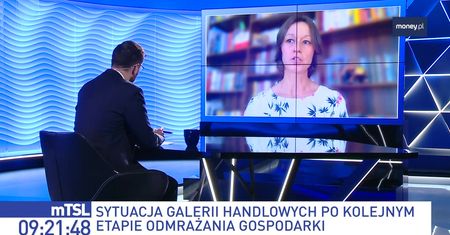 Klienci powoli wracają do galerii handlowych. "Ludzie to lubią"
