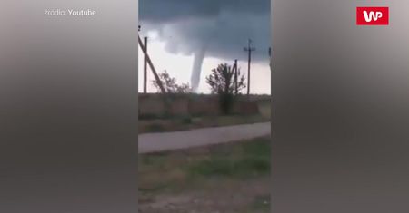 Tornado na Ukrainie. Wszystko nagrał przestraszony mieszkaniec