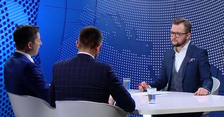 Jakie ryzyka wiążą się ze sprzedażą na termin, czyli ryzyko niewypłacalności kontrahentów.