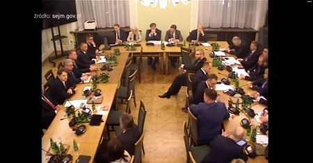 Robert Kropiwnicki pyta Mariana Banasia o "hotel na godziny"