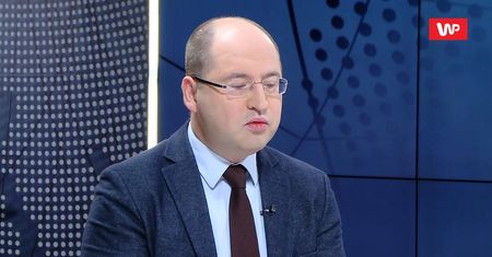 Wojna o pomnik Bitwy Warszawskiej 1920 r. Adam Bielan zdumiony komentarzem Romana Giertycha