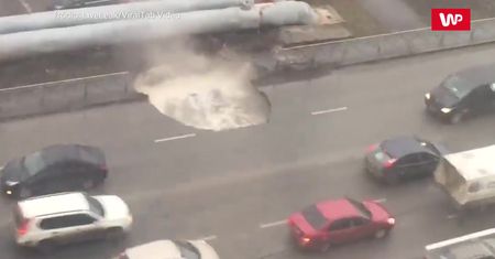 "Wrzący" dół. Kobieta aż pisnęła
