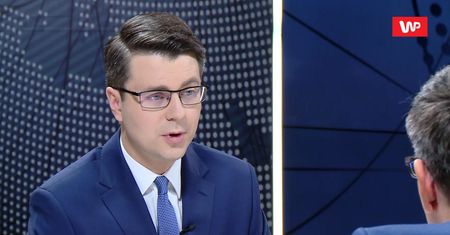 Wpadka SOP podczas wizyty Angeli Merkel. Rzecznik rządu Piotr Müller komentuje