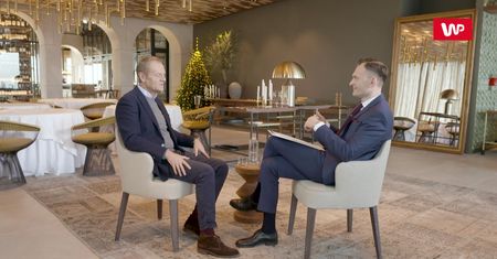 "My nie przeżyjemy, jak będziesz startował". Donald Tusk o wzruszającej rozmowie z córką