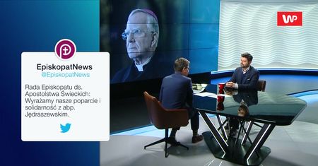 Abp Marek Jędraszewski ze wsparciem episkopatu. Krzysztof Śmiszek komentuje