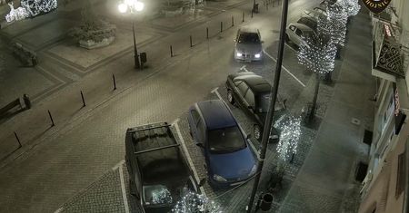 Szaleńczy "rajd" po Starym Rynku w Chojnicach. Straż Miejska publikuje nagranie