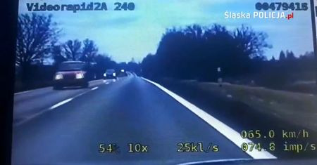 Wyprzedzał "na czołówkę" z radiowozem