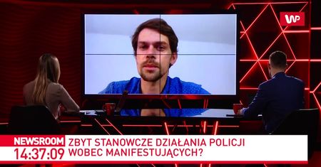 Jak ognia unika słowa "protest". Mówi o "konferencji"