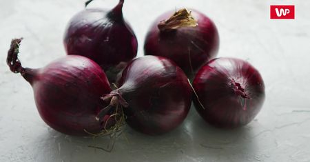 Zdrowe łupiny cebuli. Wypłuczą wszelkie toksyny