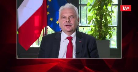 Fryzjerka mogła zarazić klientów. Wiceminister komentuje