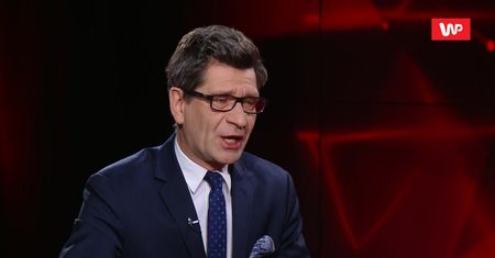 Wybory 2020. Nie będzie wymiany Roberta Biedronia. Polityk Lewicy tłumaczy, z czego wynikają spadki w sondażach