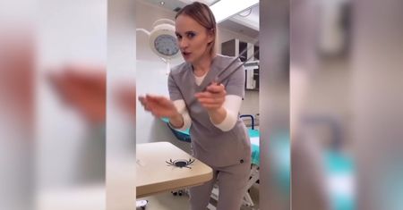 Jak skutecznie pozbyć się kleszcza. Lekarz tłumaczy i pokazuje