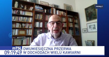 Pierwszy dzień otwarcia kawiarni za nami. "Spadek sprzedaży o połowę"