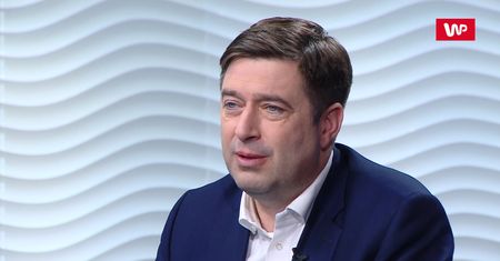 Andrzej Wasilewski o kulisach wyjazdu z Kinszasy. "Musieliśmy uciekać jak jacyś mordercy"