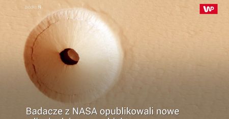 Dziwna dziura na Marsie. Badacze nie wiedzą, skąd taki kształt