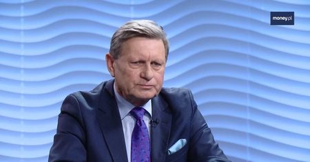 Wpływ koronawirusa na gospodarkę. "Większe szkody przyniosła polityka PiS"