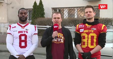Koronawirus. Warszawska drużyna na pomoc seniorom! "Chcemy właściwie spożytkować nasze siły"