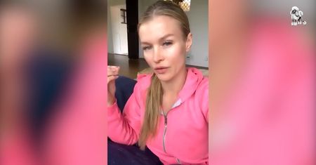 Joanna Krupa: "Jaki idiota wierzy, że pieski mogą zarazić koronawirusem"
