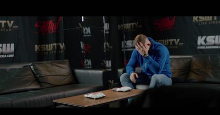 "Tylko jeden". Poznaj historię Adriana Bartosińskiego. Wielki gest włodarzy KSW!