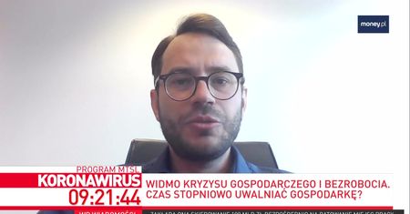 Centra handlowe wymuszały otwieranie salonów. "To była walka"