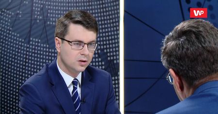 Wpadka Antoniego Macierewicza w Sejmie. Rzecznik rządu Piotr Müller: trzeba to sprawdzić