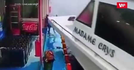 Było blisko. Mężczyznę ocalił refleks