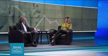 Piotrowska-Oliwa: szklany sufit kobiety często mają w głowach