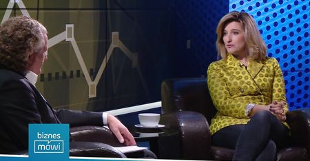 Piotrowska-Oliwa:  Brakuje edukacji, 5G nas nie usmaży