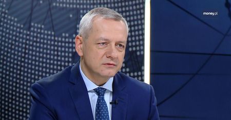 Adam Andruszkiewicz nadal wiceministrem? Szef resortu odpowiada