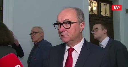 Antoni Macierewicz nie przywitał b. prezydenta. Politycy Lewicy komentują