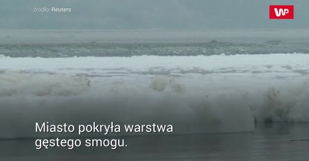 Na rzece pojawiła się niepokojąca piana