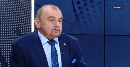 Zakaz handlu. Szef "Solidarności" zapowiada powrót "lex Żabka"