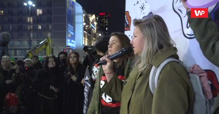 Strajk Kobiet w Warszawie. "Aborcja Bez Granic" pomogła 34 tysiącom kobiet
