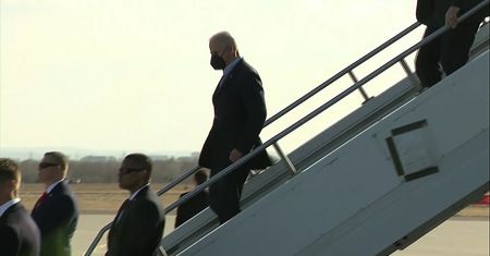Joe Biden w Polsce. Tak prezydent USA został powitany na lotnisku w Rzeszowie