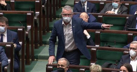 Awantura w Sejmie z udziałem wicepremiera. Tematem pomoc uchodźcom