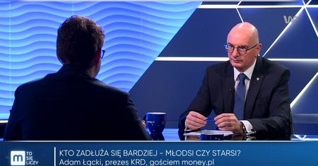 Młodzi żyją na kredyt. "Chcą mieć wszystko tu i teraz"