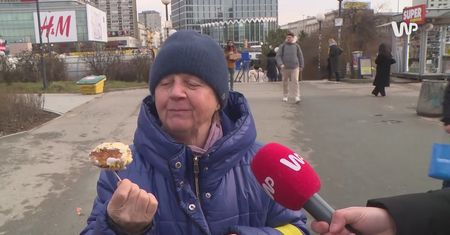 Polacy próbują złotego pączka za 100 zł. "Boże, ile?", "Dobry, 5 zł bym za niego dała"