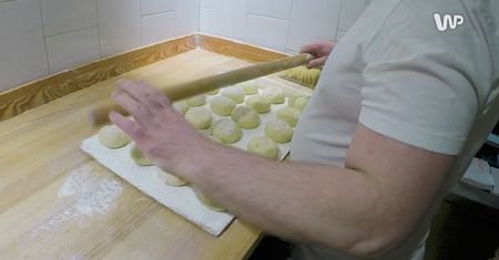 Tradycyjna Pączkarnia Słowik w Katowicach - pączki od kuchni