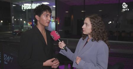 Krystian z „Top Model” powalczy ze Steczkowską o Eurowizję. Zwrócił się do diwy: „Życzę jej pokory. SLOW DOWN, SLOW DOWN”