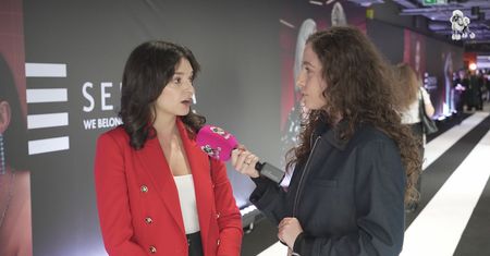 Maria Dębska rozpływa się nad Maciejem Musiałem i mówi o wspólnych scenach intymnych w serialu