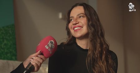 Mieszkanka "Złotej 44" zarabia, a nie prasuje. Zdradza, skąd ma pieniądze!