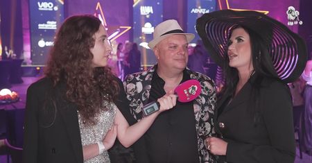 Karolina Skiba zrobiła kalendarz dla Krzysztofa na 60. urodziny: "Wpadłam w miłosny szał"