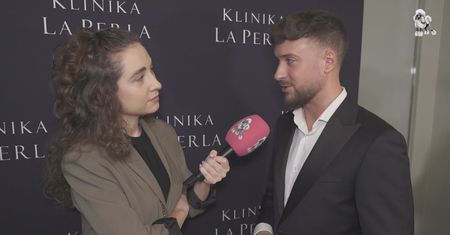 Olek Sikora broni Joanny Krupy czytającej NA ŻYWO z promptera: "Też czytam"