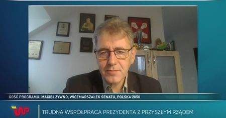 Tłit - Maciej Żywno