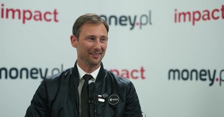 "Kontrolowany wybuch". Polski astronauta mówi o strachu przed lotem w kosmos