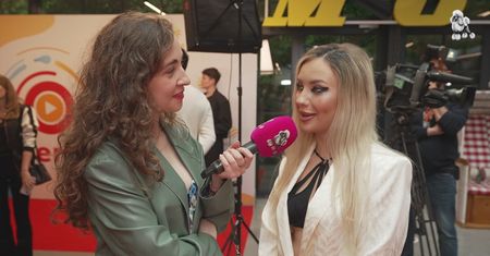 Daria Marx komentuje pocałunek z partnerem Qczaja! Znany trener był na nią zły?!