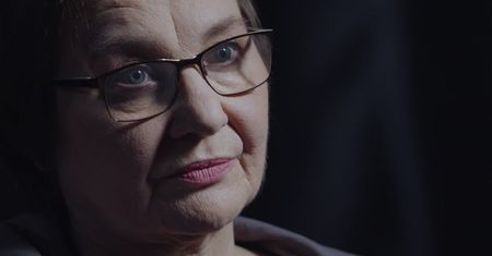 "Mamie zdawało się, że jak mi niczego nie opowie, to będę wolna". Wspomnienia córki lekarki z warszawskiego getta