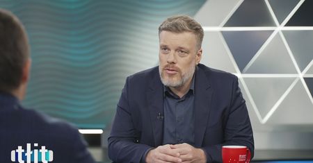 Tłit - Adrian Zandberg