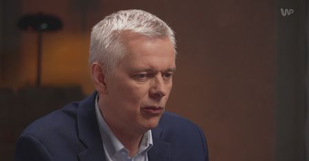 Siemoniak o zatrzymaniu płatnego zabójcy. "Rosja chce na jednym ogniu kilka pieczeni upiec"
